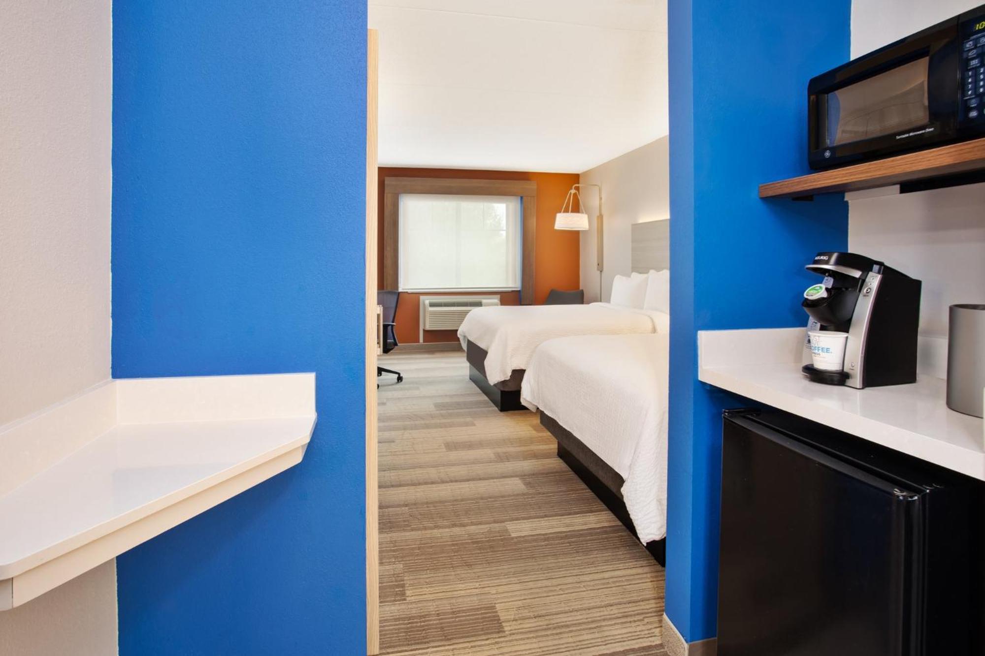 Holiday Inn Express Hotel & Suites Rochester Webster By Ihg Екстер'єр фото