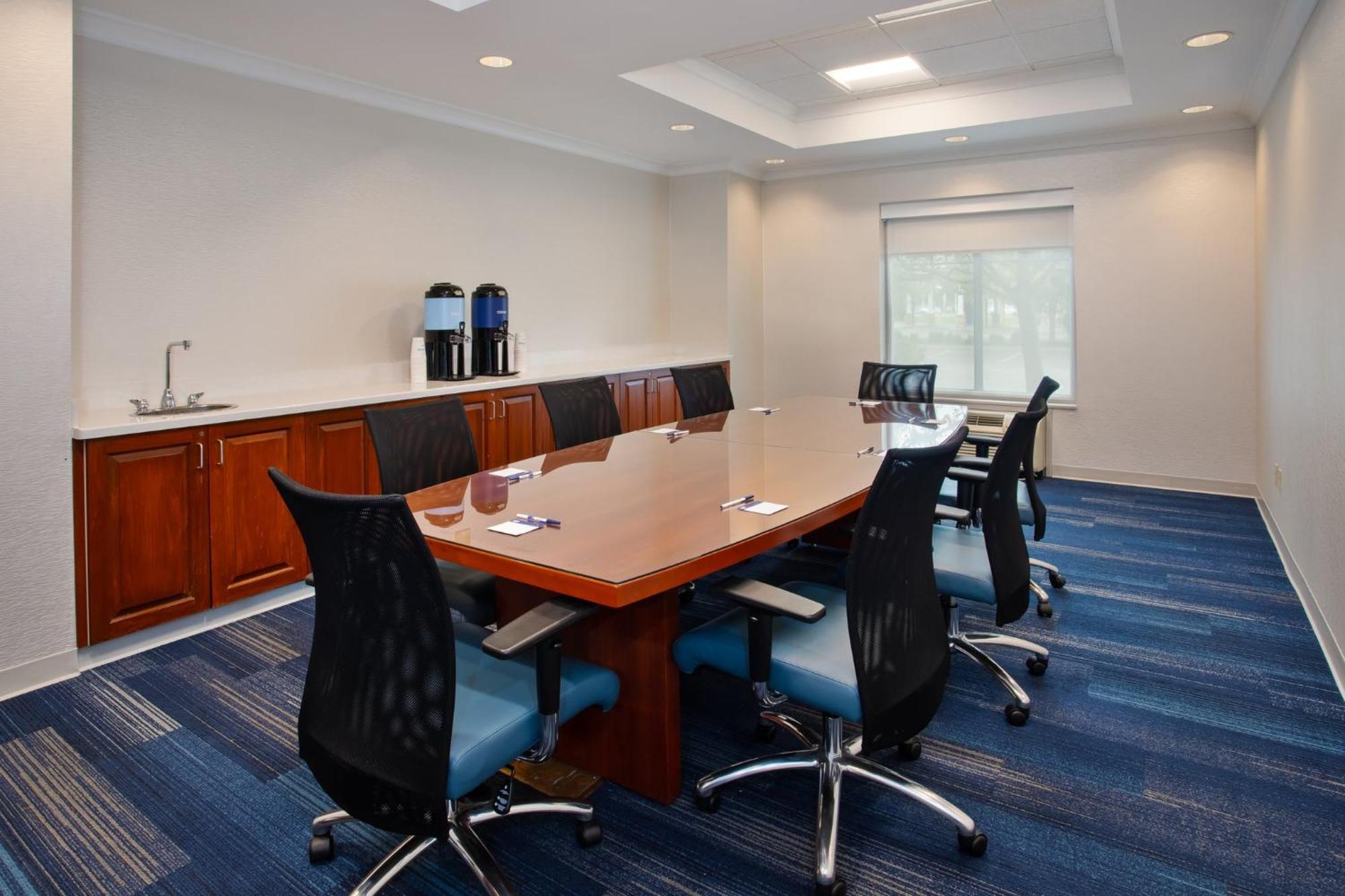 Holiday Inn Express Hotel & Suites Rochester Webster By Ihg Екстер'єр фото