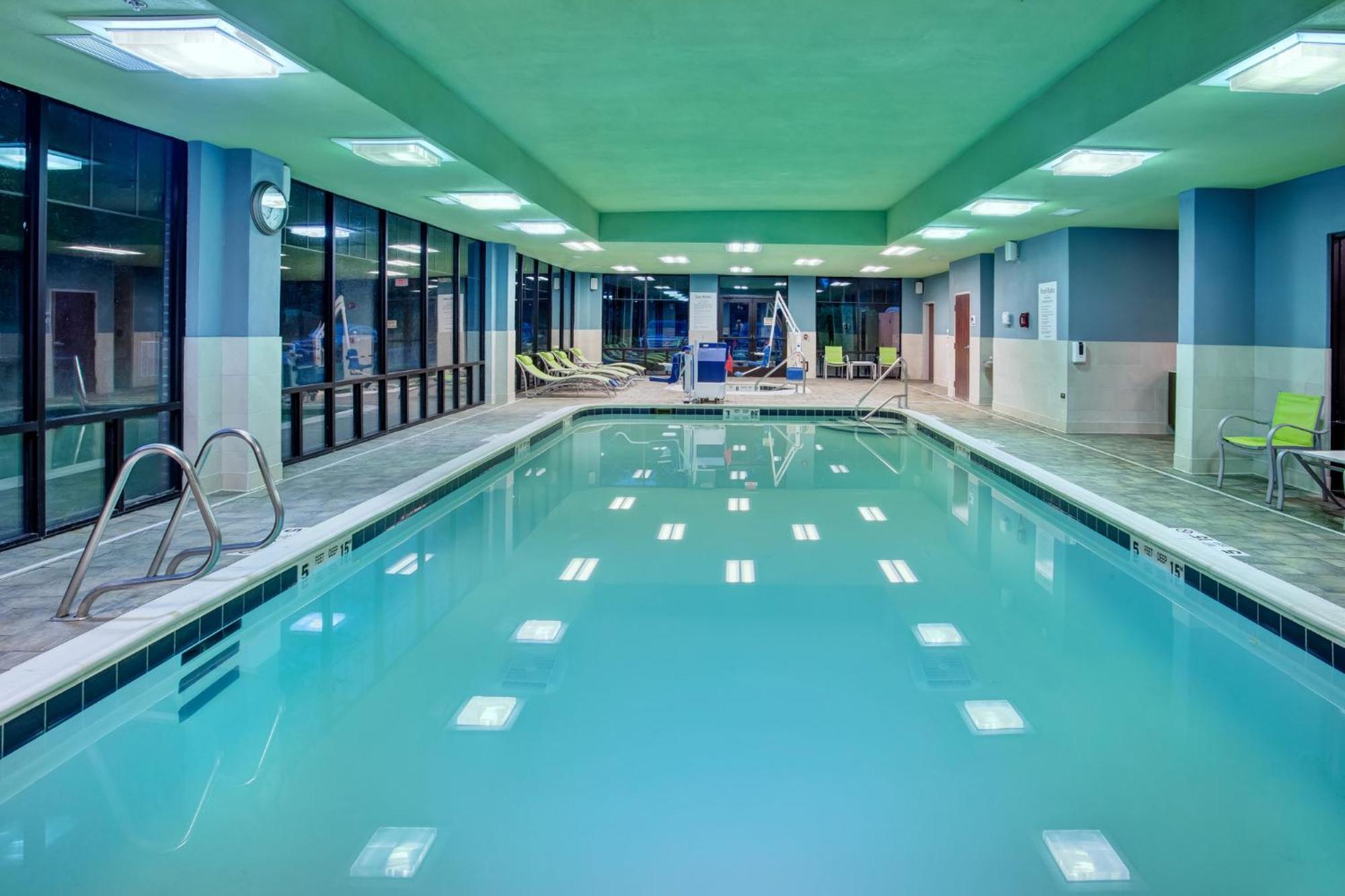 Holiday Inn Express Hotel & Suites Rochester Webster By Ihg Екстер'єр фото