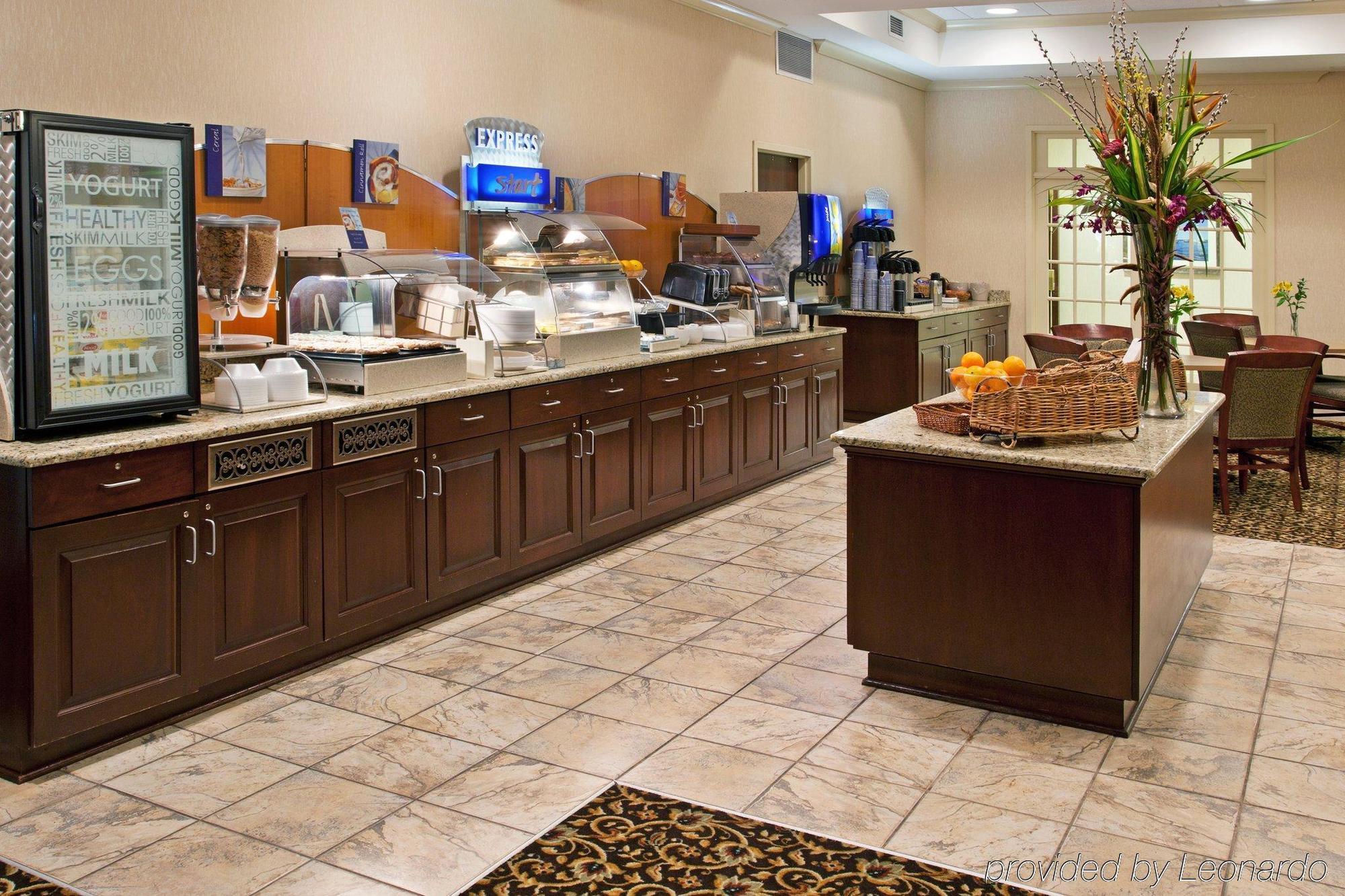 Holiday Inn Express Hotel & Suites Rochester Webster By Ihg Екстер'єр фото